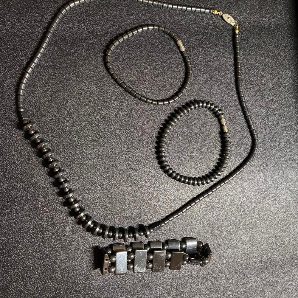 Vintage Hematite Beaded Jewelry Set‎ Necklace Bracelets Magnetic Link Gunmetal